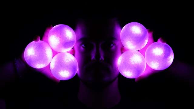 Amble Fusion Juggling Show